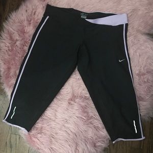 Nike Cropped Dry Fit Running Pants